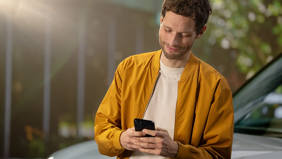 ENTRA EN LA MINI APP.