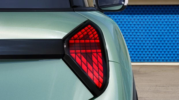 fijate en esos faros